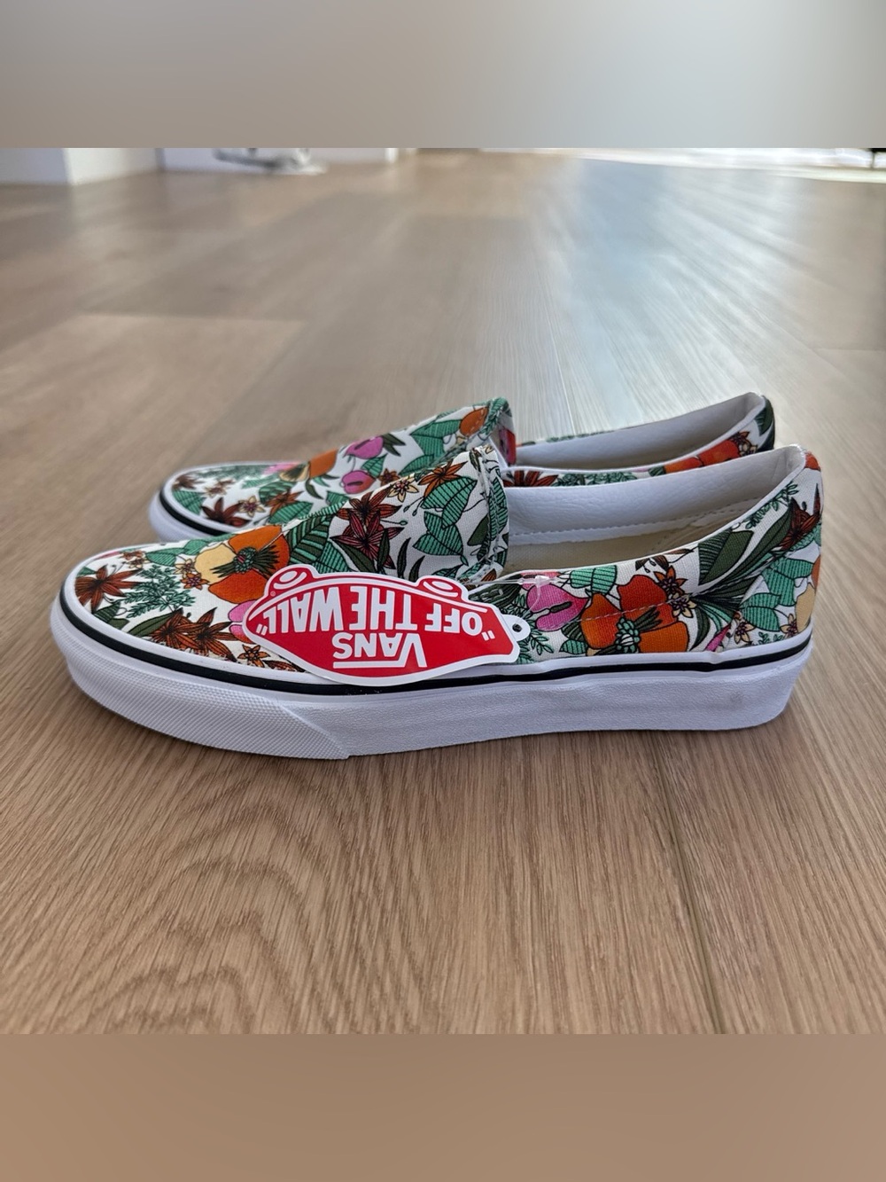Vans Women Sneakers size 7 New without box - Picture 2 of 7